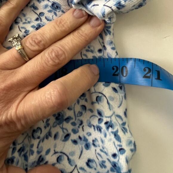 Eileen West Ladies Small Blue Floral Polyester Blend Long Sleeves Cottage - Picture 11 of 12